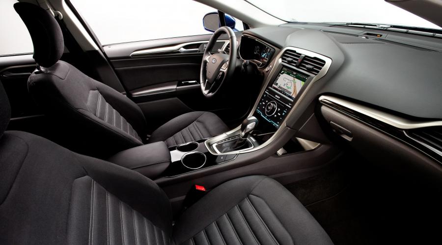  Ford Fusion 2013 года  (US) (фото 77 из 202)